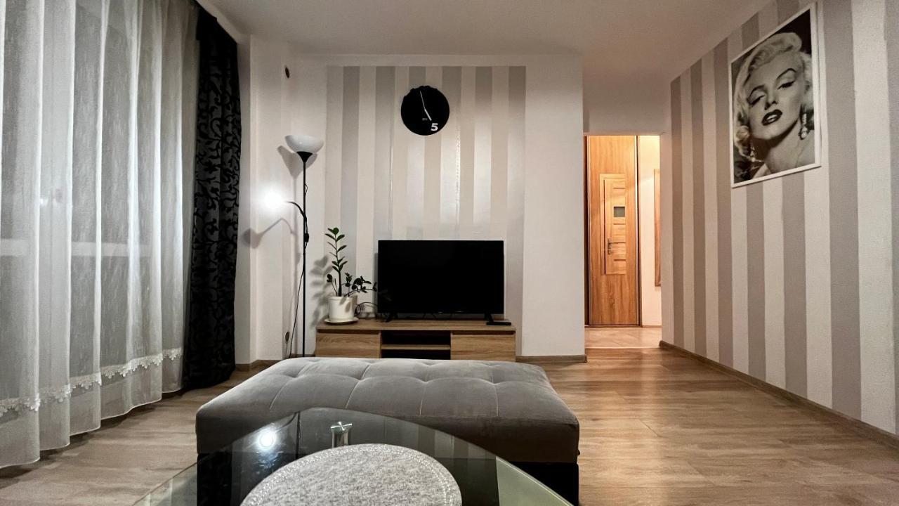 Charmig Apartment Krasków Eksteriør bilde