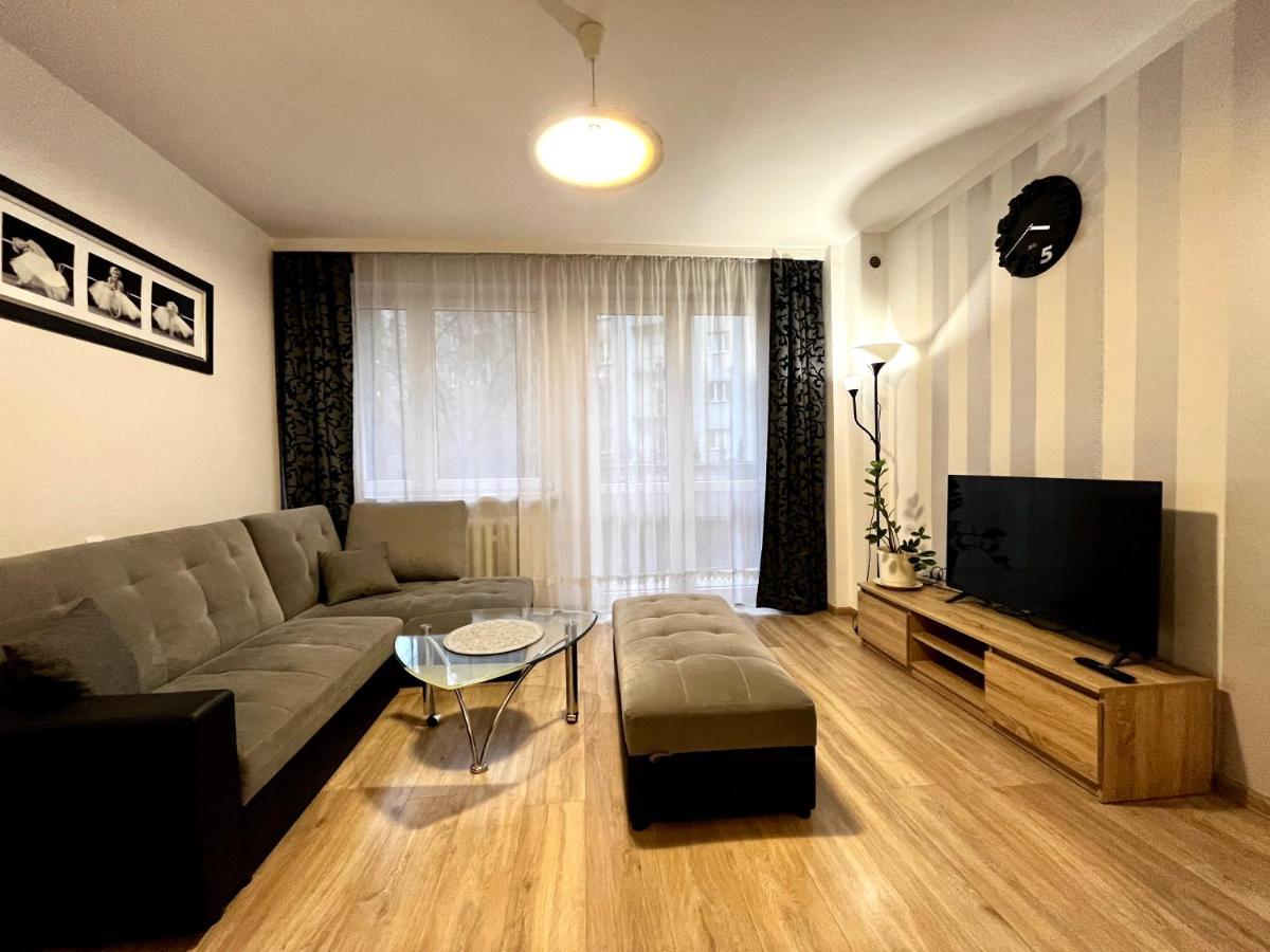 Charmig Apartment Krasków Eksteriør bilde